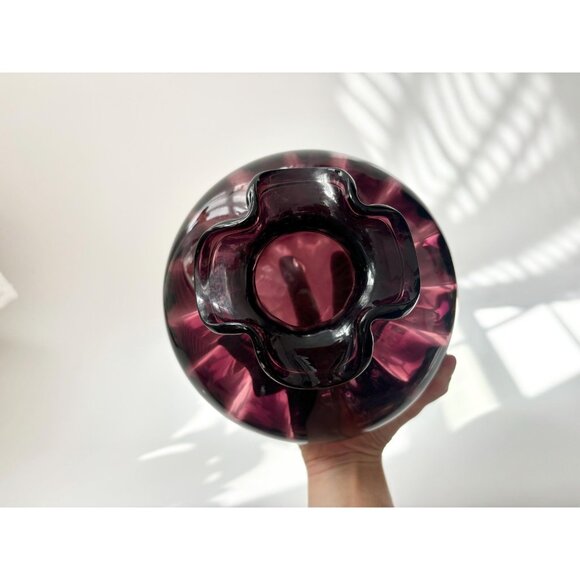 SOLD / Amethyst Beacon Ruffled Edge 1930's Made Bulbous Vintage MCM Vase - Picture 9 of 9